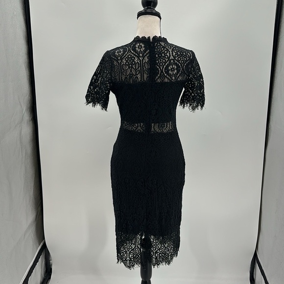 UEC LuLus size medium black lace midi - Picture 6 of 11